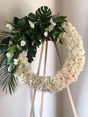 wreaths for wedding centerpieces